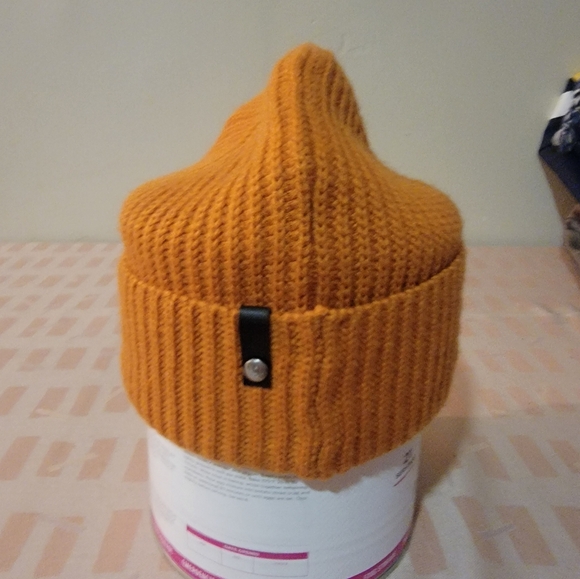 Adidas Winter Hat - Picture 4 of 6